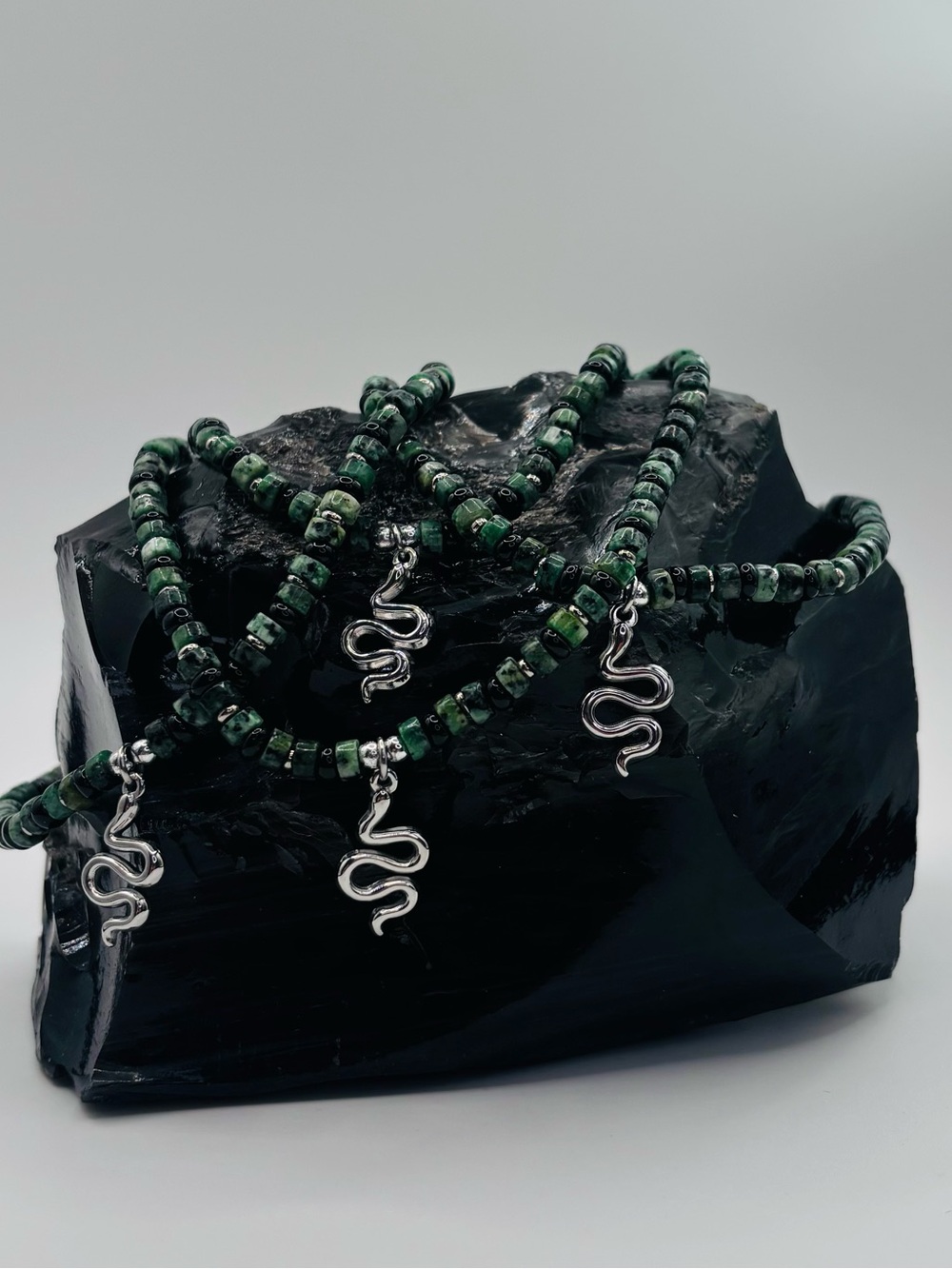*ANKLET* Silver Snake with African Turquoise Stone Stretchy Anklet